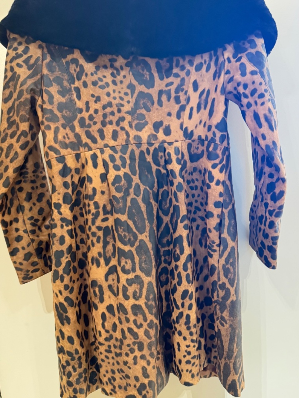 Coat - Picture 3 of 3